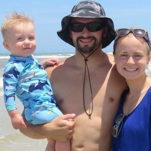 Meet your Posher, Leah